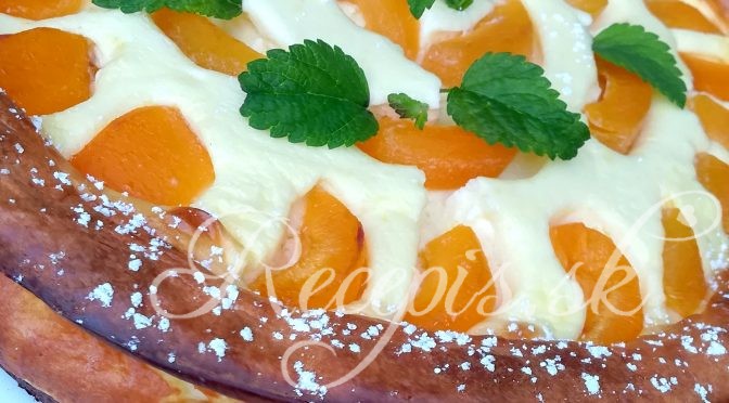 Jednoduchý cheesecake s ovocím (bez lepku)