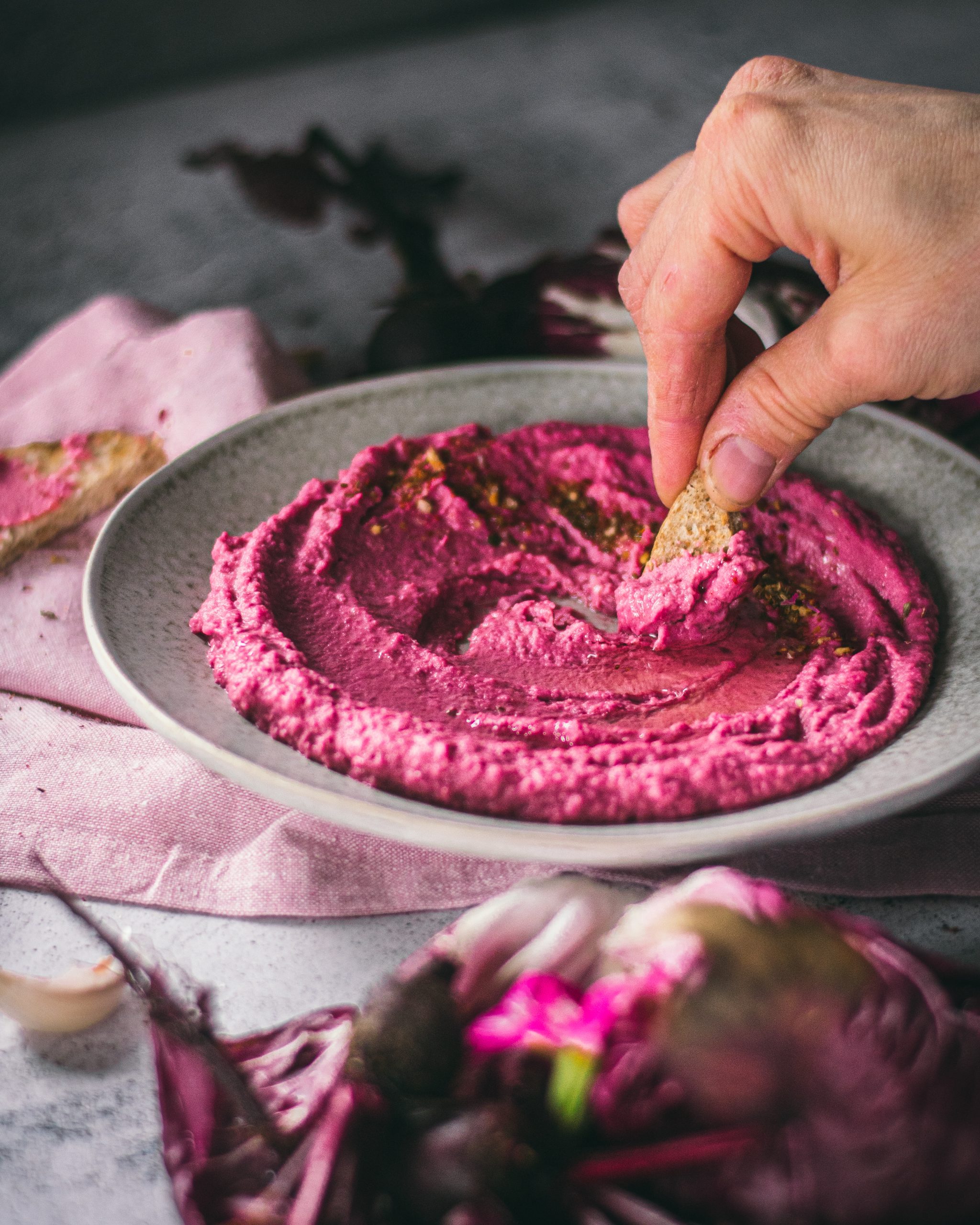 Domáci hummus z cíceru – klasický aj cviklový recept