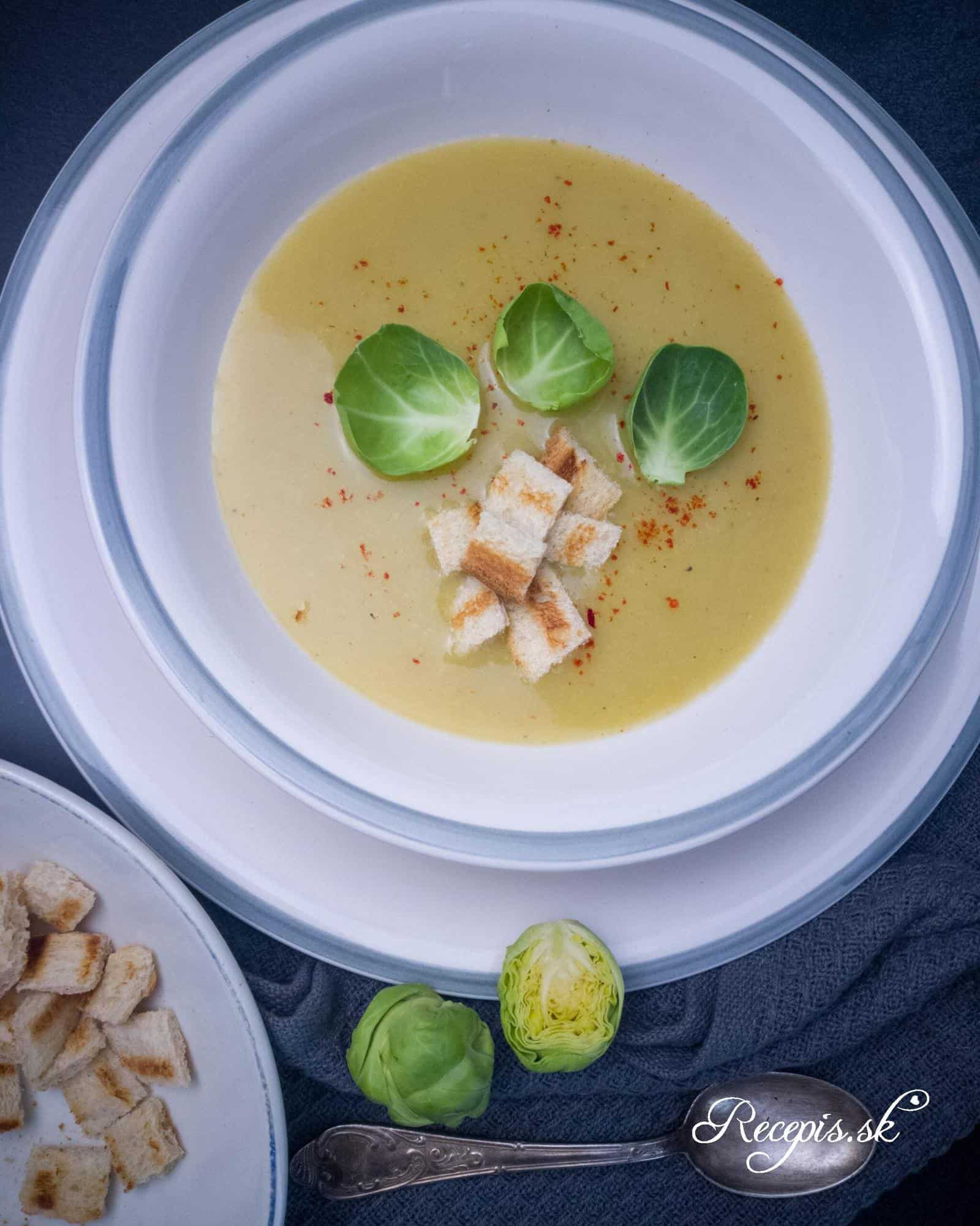 Creamy brussels sprouts soup