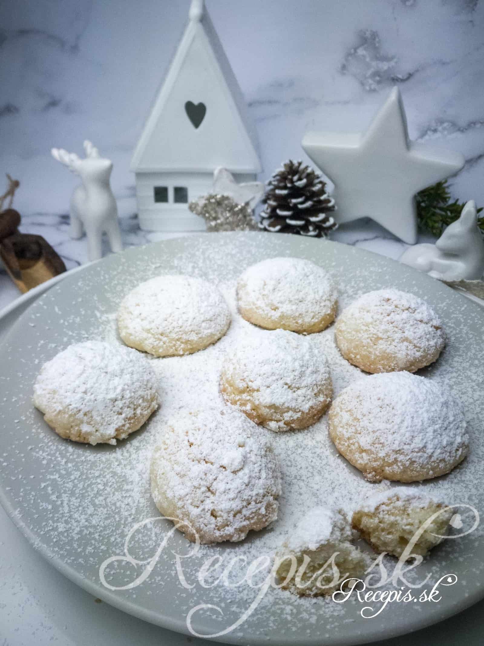 Easy coconut biscuits – snowball