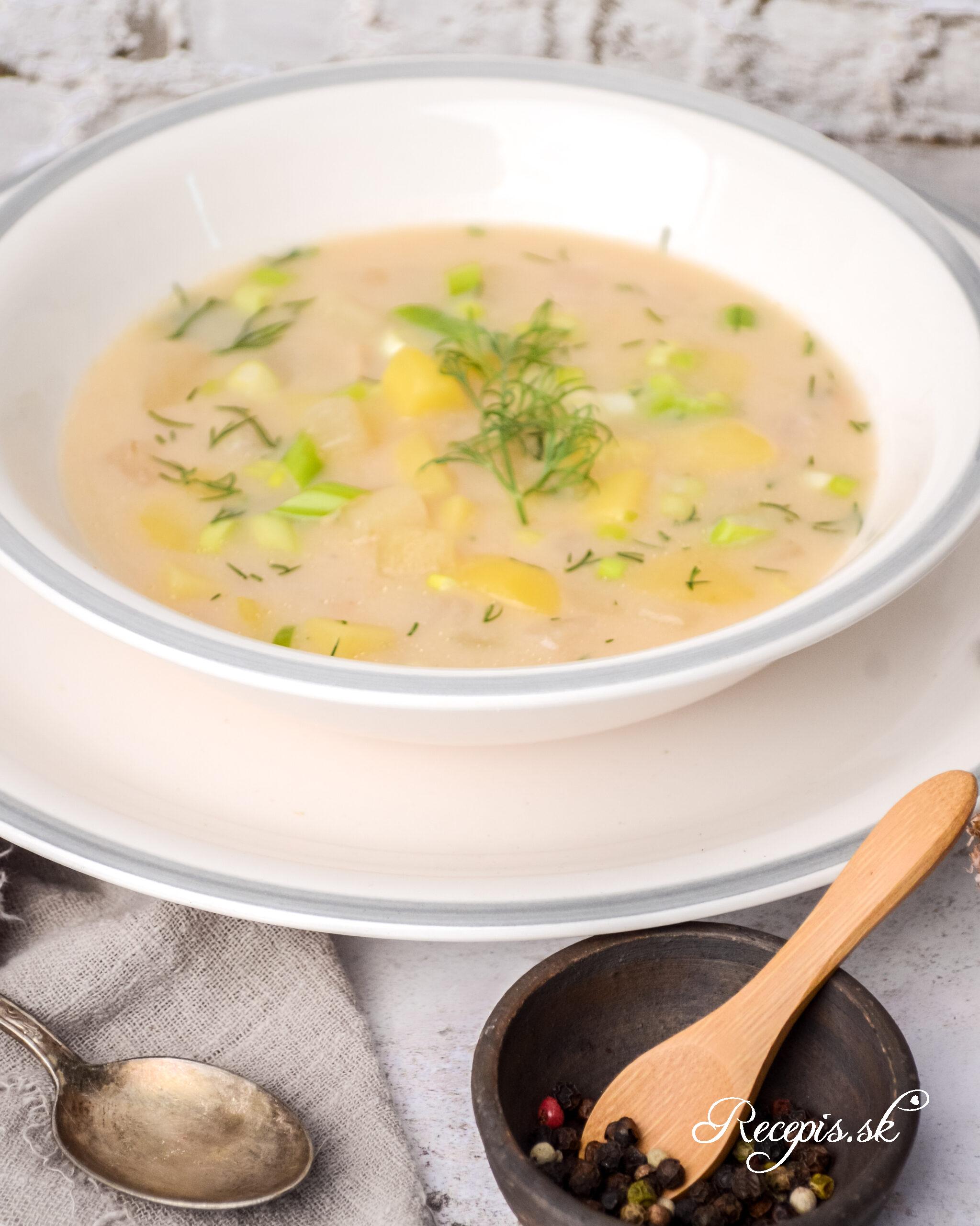 Kalerábová polievka kremovita vegan skôlkársky recept