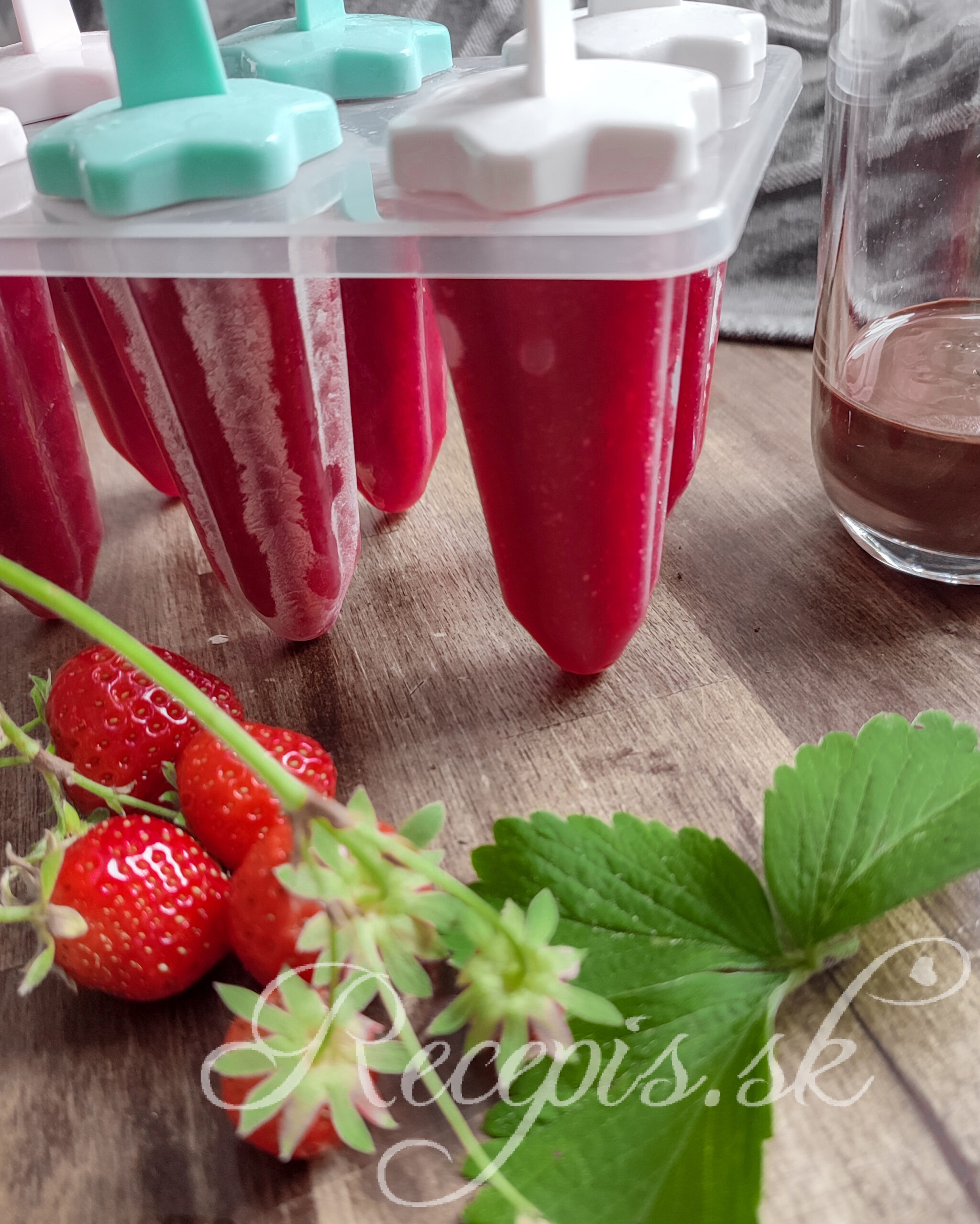 Healthy strawberry popsicle made from homemade strawberries