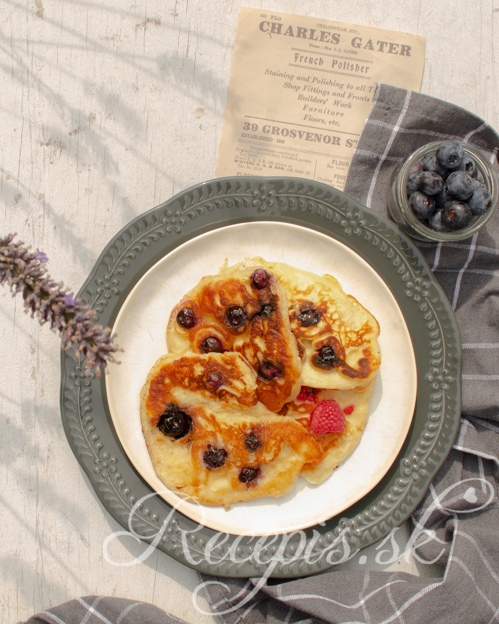 Rýchle ovocné lievance ‘pancakes’ bez kvasníc, krásne chrumkavé