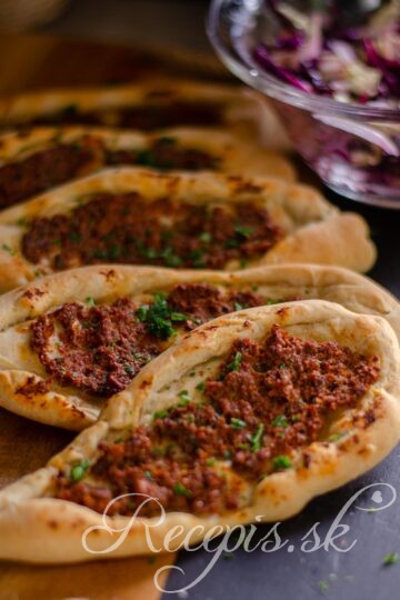 Turecká pizza Lahmacun
