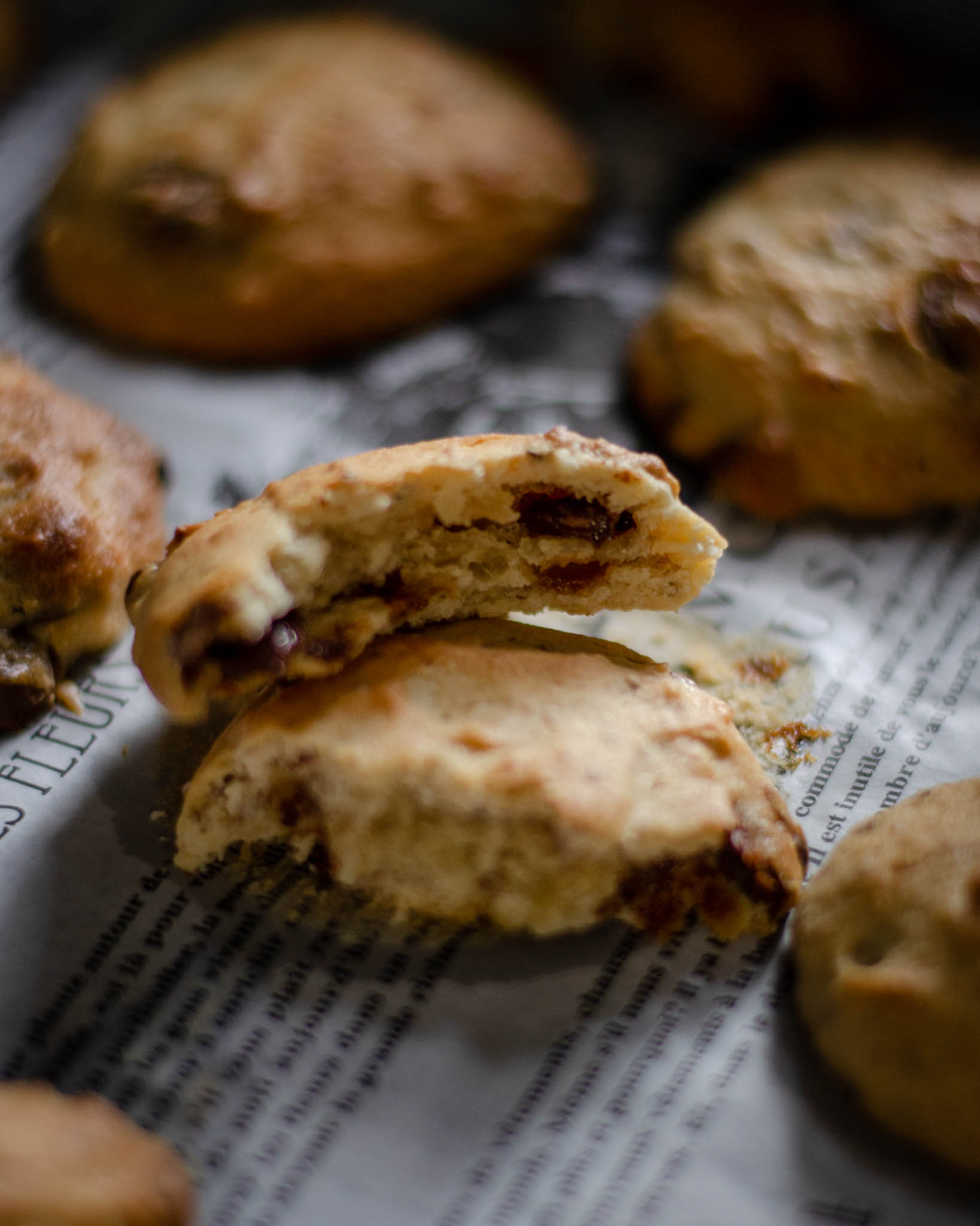 Hrnčekové cookies so sézamovou pastou tahini, recept bez vajec