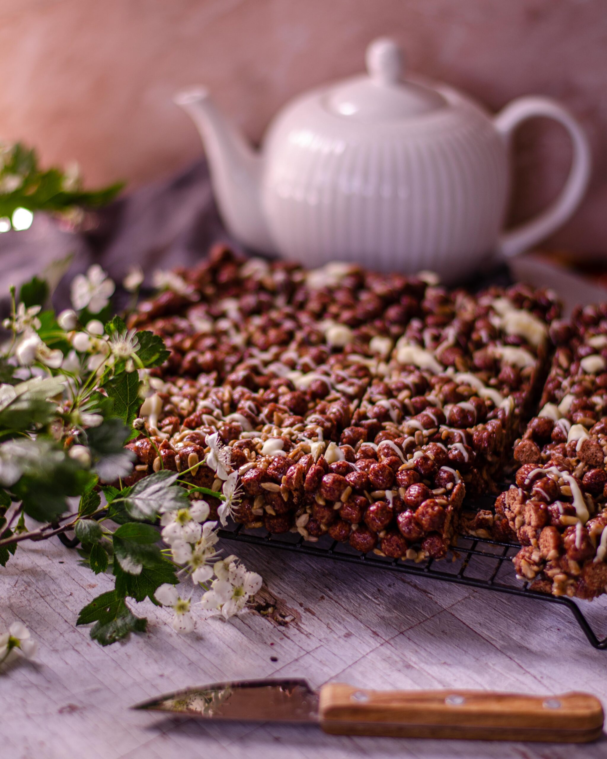 Nepečené cereálne rezy s karamelom