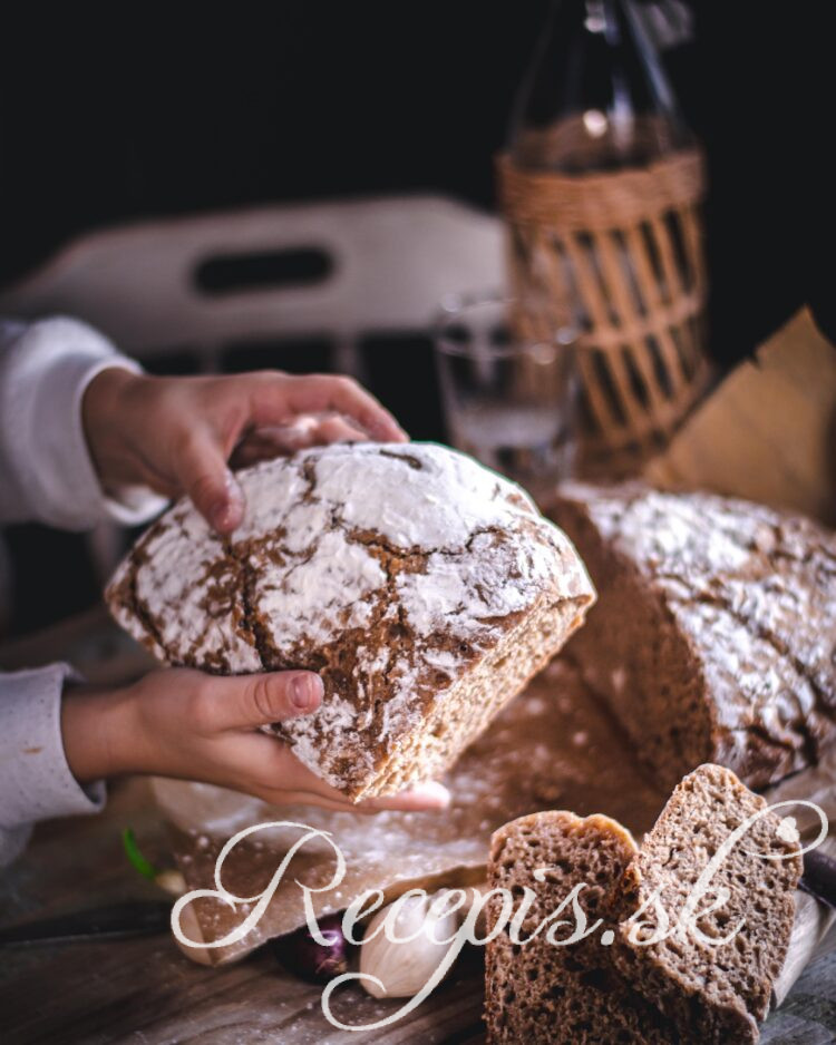 Lydia_Argilli_FoodPhotography_recepis.sk_Ako založiť kvások, hrnčekový postup bez váženia_recept