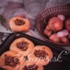 Lydia_Argilli_FoodPhotography_recepis.sk_ Chrumkavé žemličky s karamelizovanou cibuľkou_recept