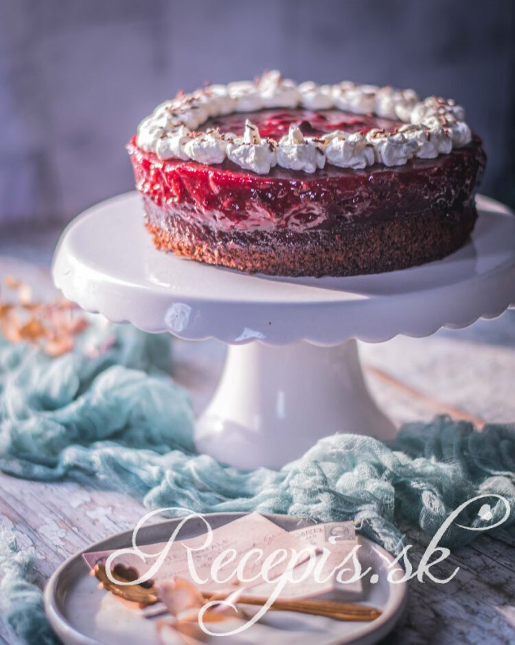 Food Photography_Lydia_Argilli_Product Photography_recepis.sk-Maková torta s kakaom a malinami