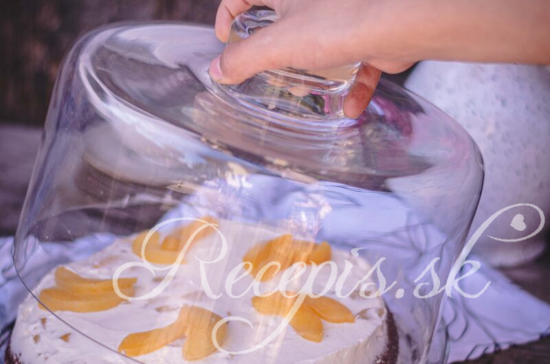 Jednoduchá broskyňová torta – svieži dezert pre celú rodinu