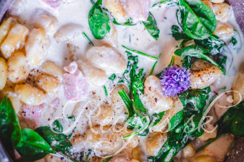 Gnocchi v smotanovej omáčke s lososom a špenátom