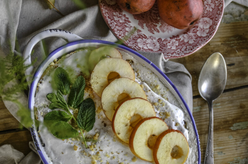 Jablková žemlovka zo snehom