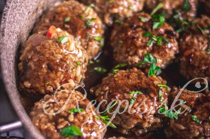 Hovädzie fašírky so zeleninou a ryžou