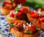 Chrumkavá paradajková bruschetta: najlepší spôsob, ako využiť starú bagetu